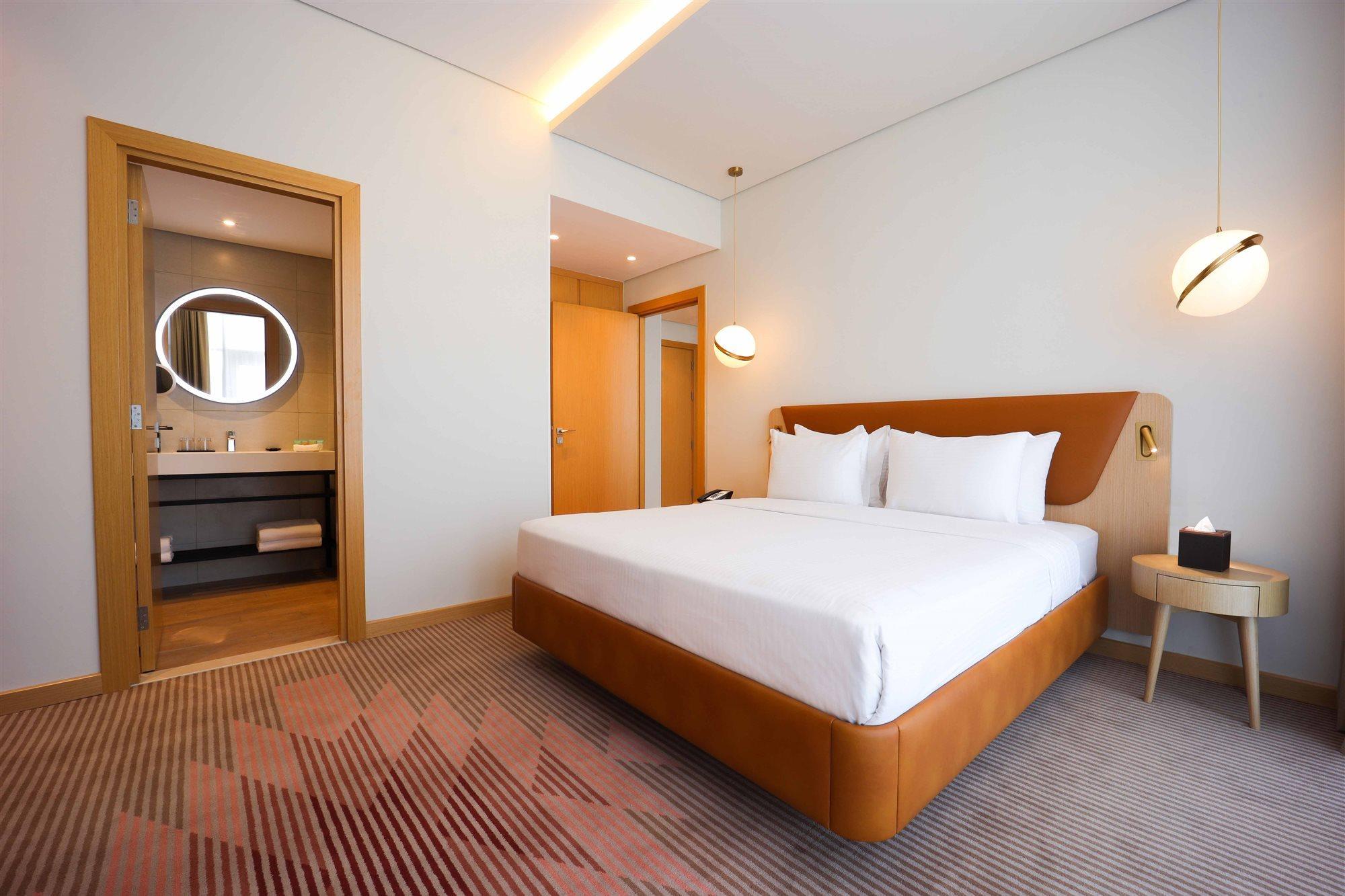 Novotel Jumeirah Village Triangle Dubai Exterior photo