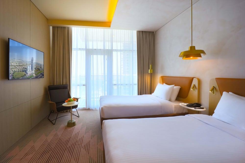 Novotel Jumeirah Village Triangle Dubai Exterior photo