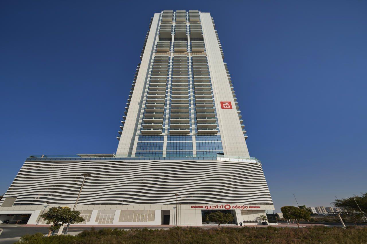 Novotel Jumeirah Village Triangle Dubai Exterior photo